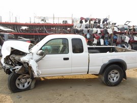 2004 Toyota Tacoma SR5 White Xtra Cab 2.7L AT 2WD #Z21562